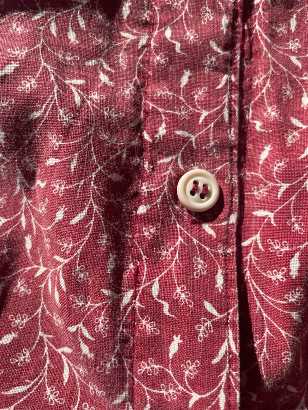 1980s Button-Front Midi Floral Dress with White Collar - Picture 5 of 11